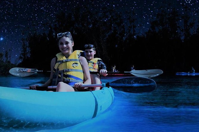 Bioluminiscencia en Kayak